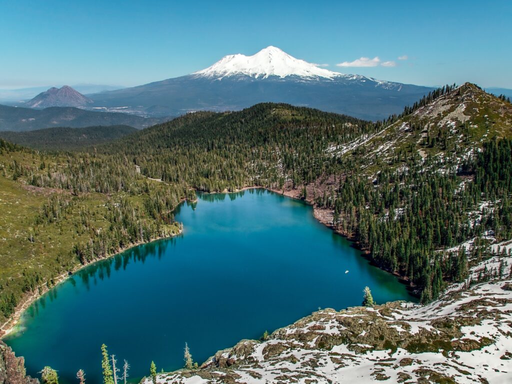 Mt Shasta Heart Castle Lake